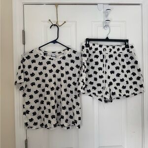 Women's Cat Print Pajama Set - Black and White